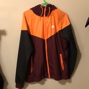 L Mens Nike Windbreaker